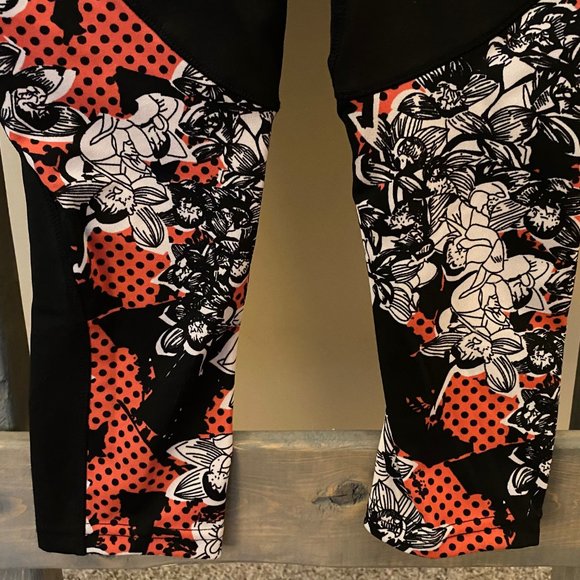 Black and Flower Full Length Leggings - Picture 1 of 6